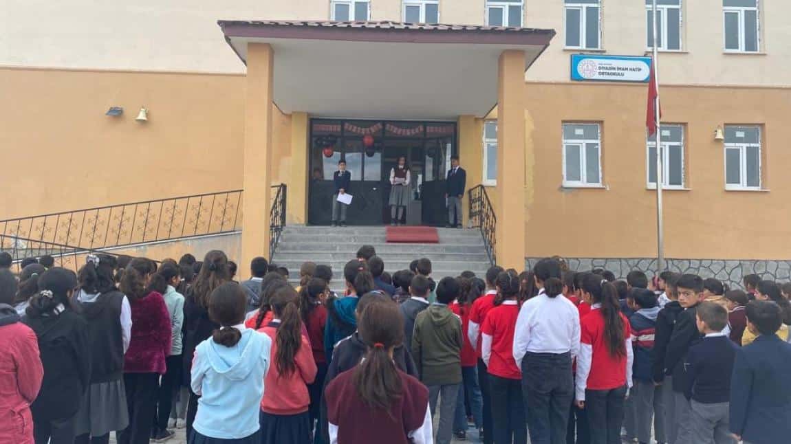 Okulumuzda 10 Kasım Atatürk'ü Anma Töreni düzenlendi.